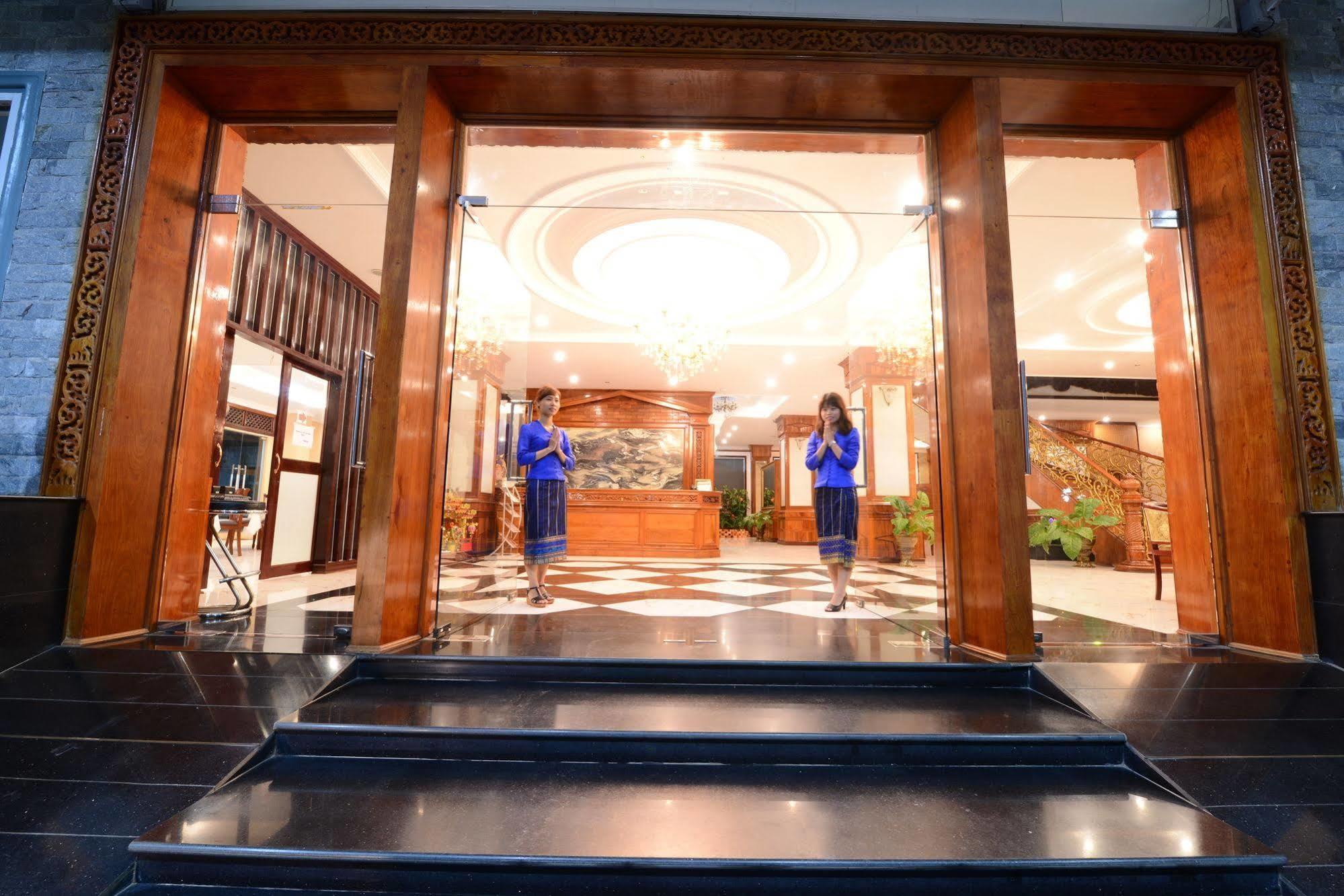 Vientiane Golden Sun Hotel Экстерьер фото